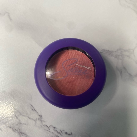 MAC SELENA Eyeshadow Fotos Y Recuerdos pink Satin Limited Edition - Picture 2 of 15
